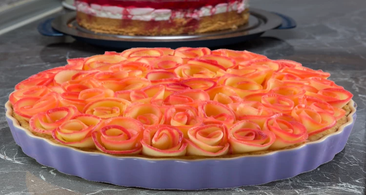 Apfel-Rosen-Tarte