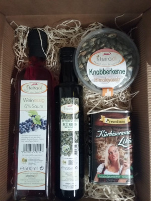 Geschenksbox mit Schmankerl medium