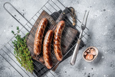 Grillwurst mit Chili