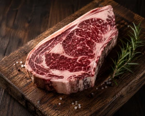 Dry Aged Steak ca. 1,3kg vom Rinderrücken mit Knochen – mind. 29 Tage gereift