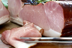 Oster Beinschinken hauchdünn geschnitten und gelegt 150g